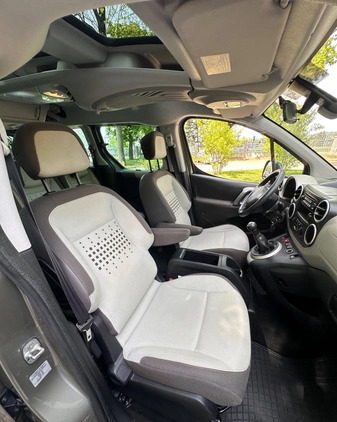 Citroen Berlingo cena 28999 przebieg: 231540, rok produkcji 2013 z Rumia małe 529